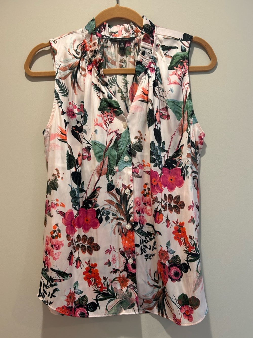 Banana Republic Floral Sleeveless Blouse Size M